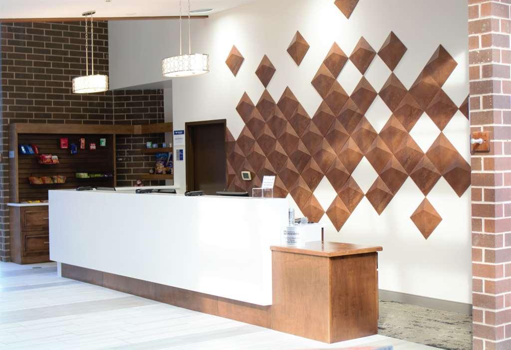 Best Western Plus Executive Residency Waterloo & Cedar Falls Інтер'єр фото