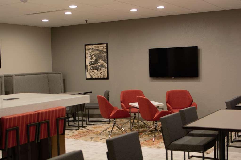 Best Western Plus Executive Residency Waterloo & Cedar Falls Зручності фото